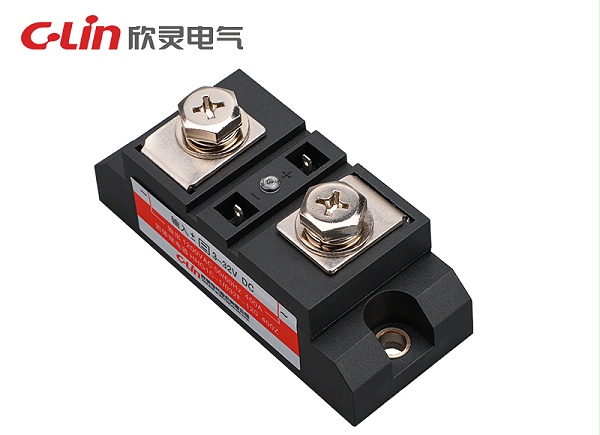HHG1C-1/032F-120 200-400Z(SSR-DA)工业级固体继电器（直流控制交流）